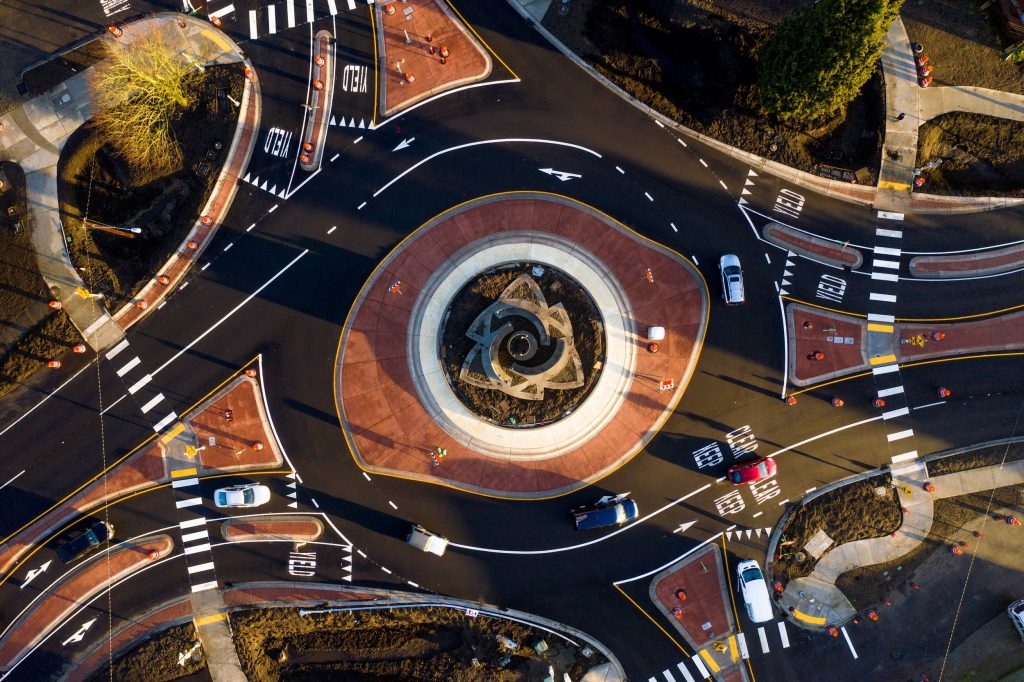 Willis Street And 4th Avenue S Roundabout in Kent, WA